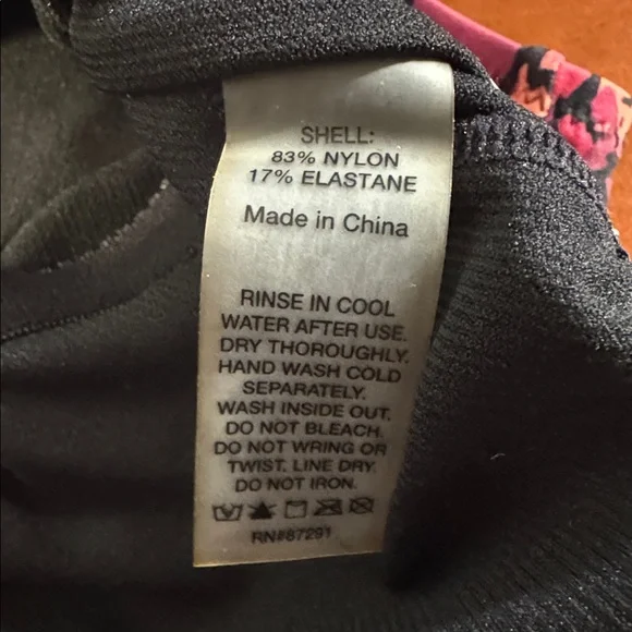 Johnny Was Two-Tone Cheetah Print One-Piece Swimsuit size Small NWOT Beachy - Picture 6 of 6